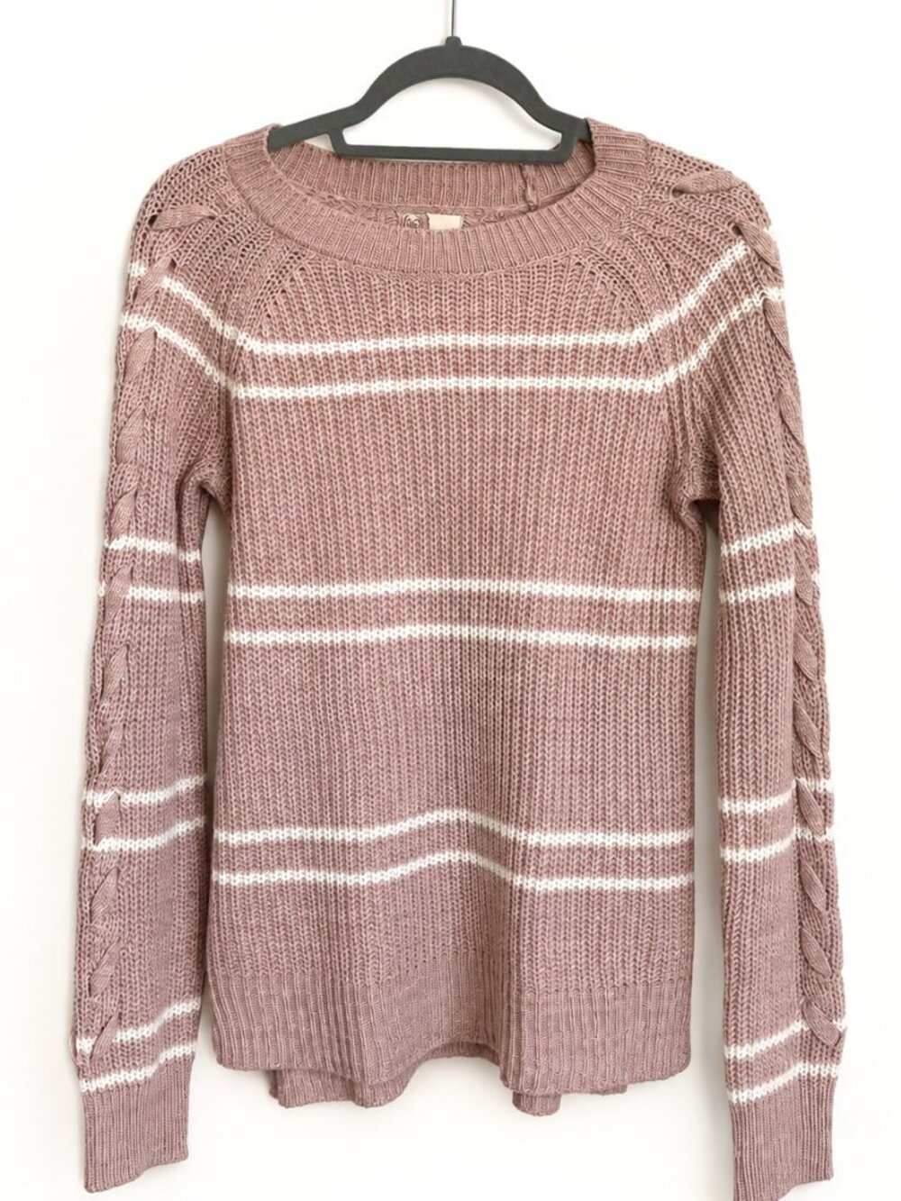 SO S Blush Mauve Ivory Stripe Cable Knit Sweater